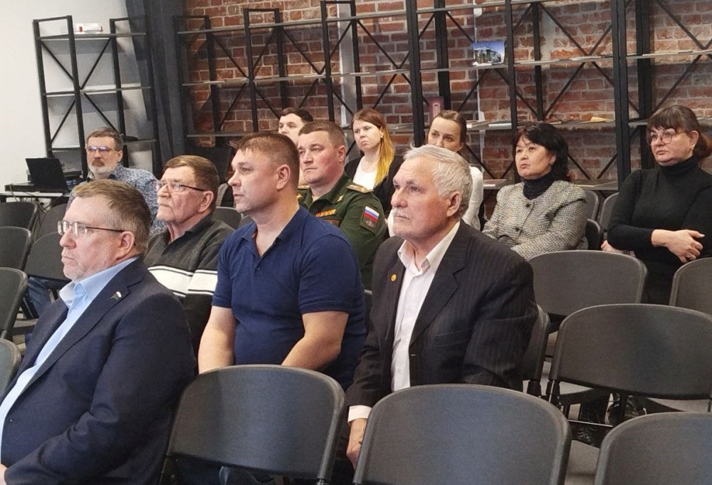 Представители АНР участвуют в обсуждении концепции сквера СВО в Тюмени 