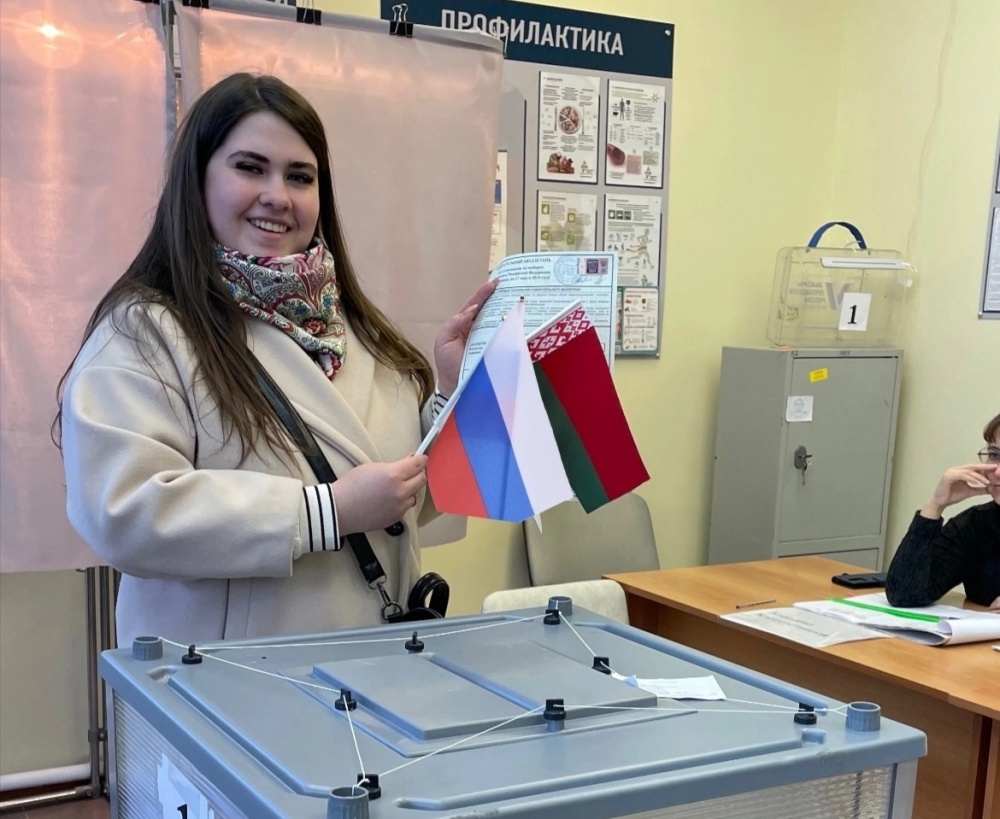 Лидеры молодёжных объединений НКА и НКО Тюменской области проголосовали на выборах президента России