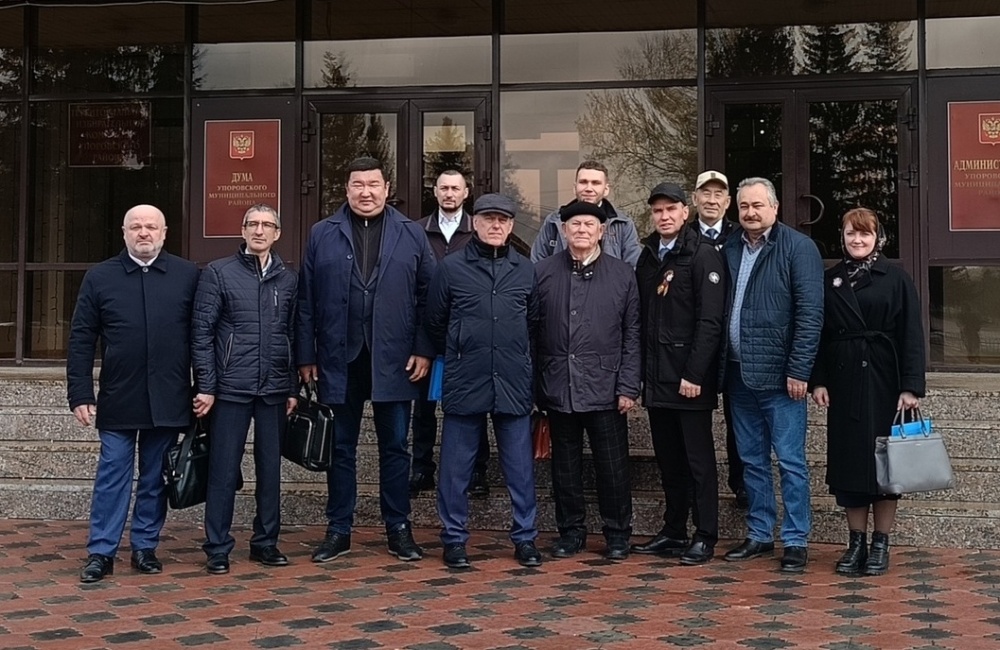 Представители реготделения Ассамблеи народов России посетили Упоровский район